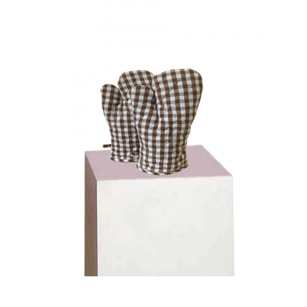 Shopper Beast Checkered Cotton Oven Mitten (Brown)