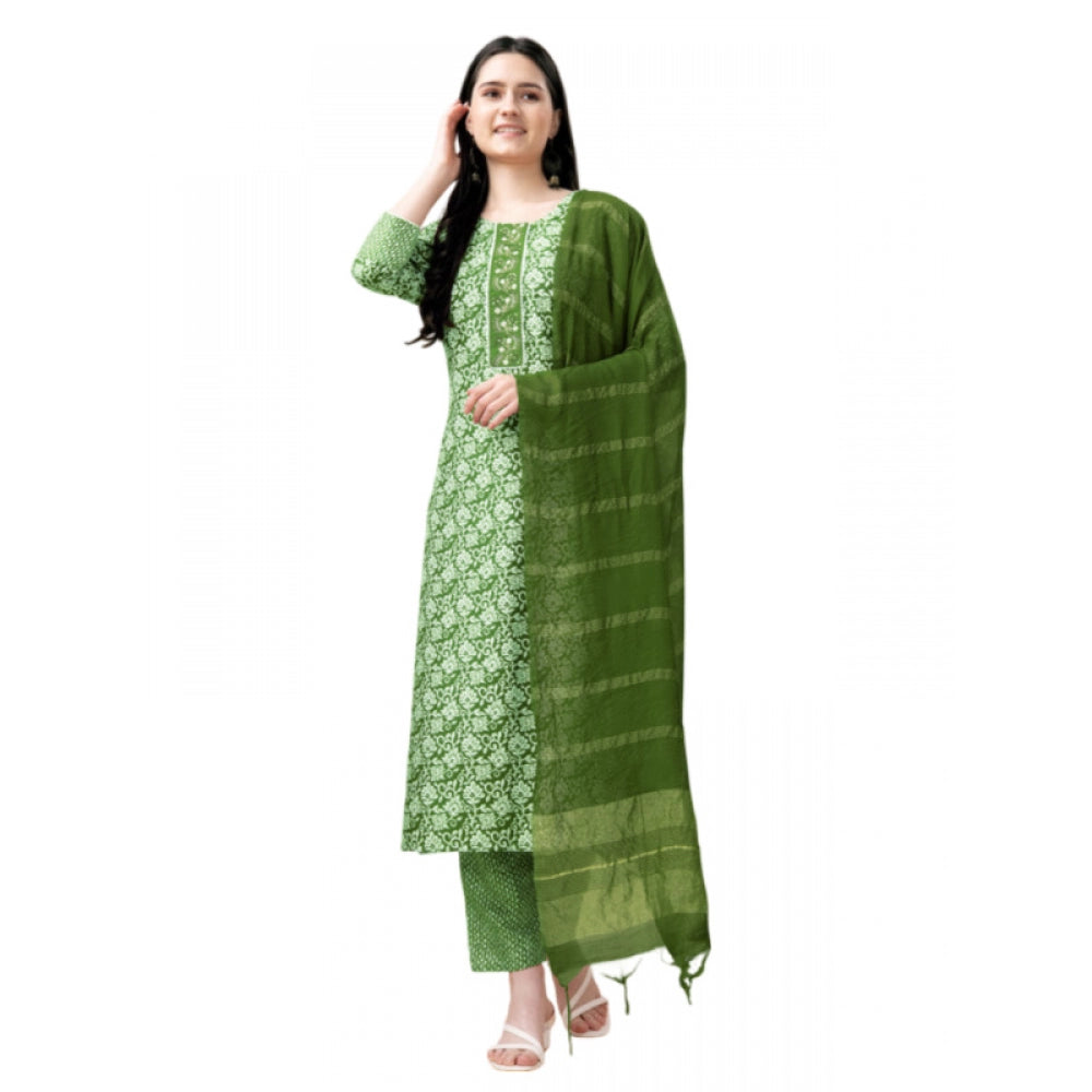 Shopper Beast Women's Casual 3-4 th Sleeve Embroidery Rayon Kurti Pant Dupatta Set (Green)