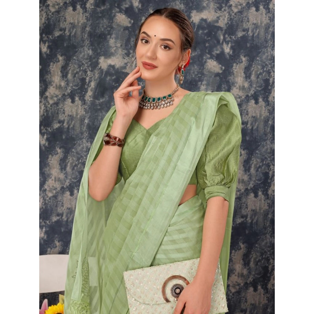 Shopper Beast Women's Chiffon Fabric Line Saree With Unstitched Blouse (Green, 5-6 Mtrs)